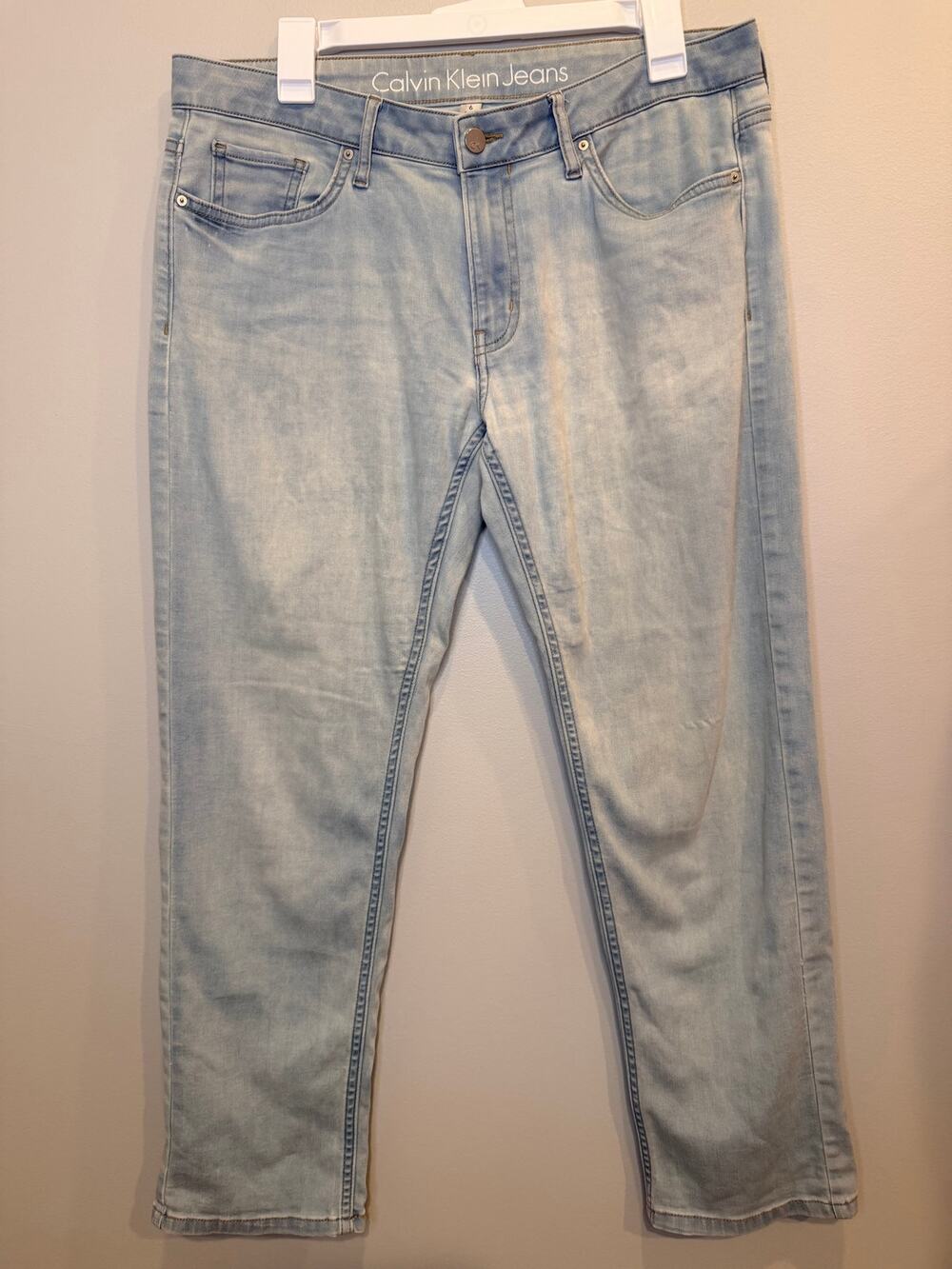 Calvin Klein Jeans Women’s Slim Boyfriend Denim Pants, Light Wash, Size 6